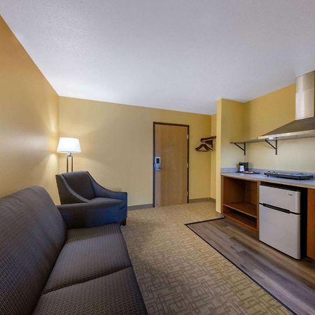 Super 8 By Wyndham Jackson Mn Hotell Exteriör bild