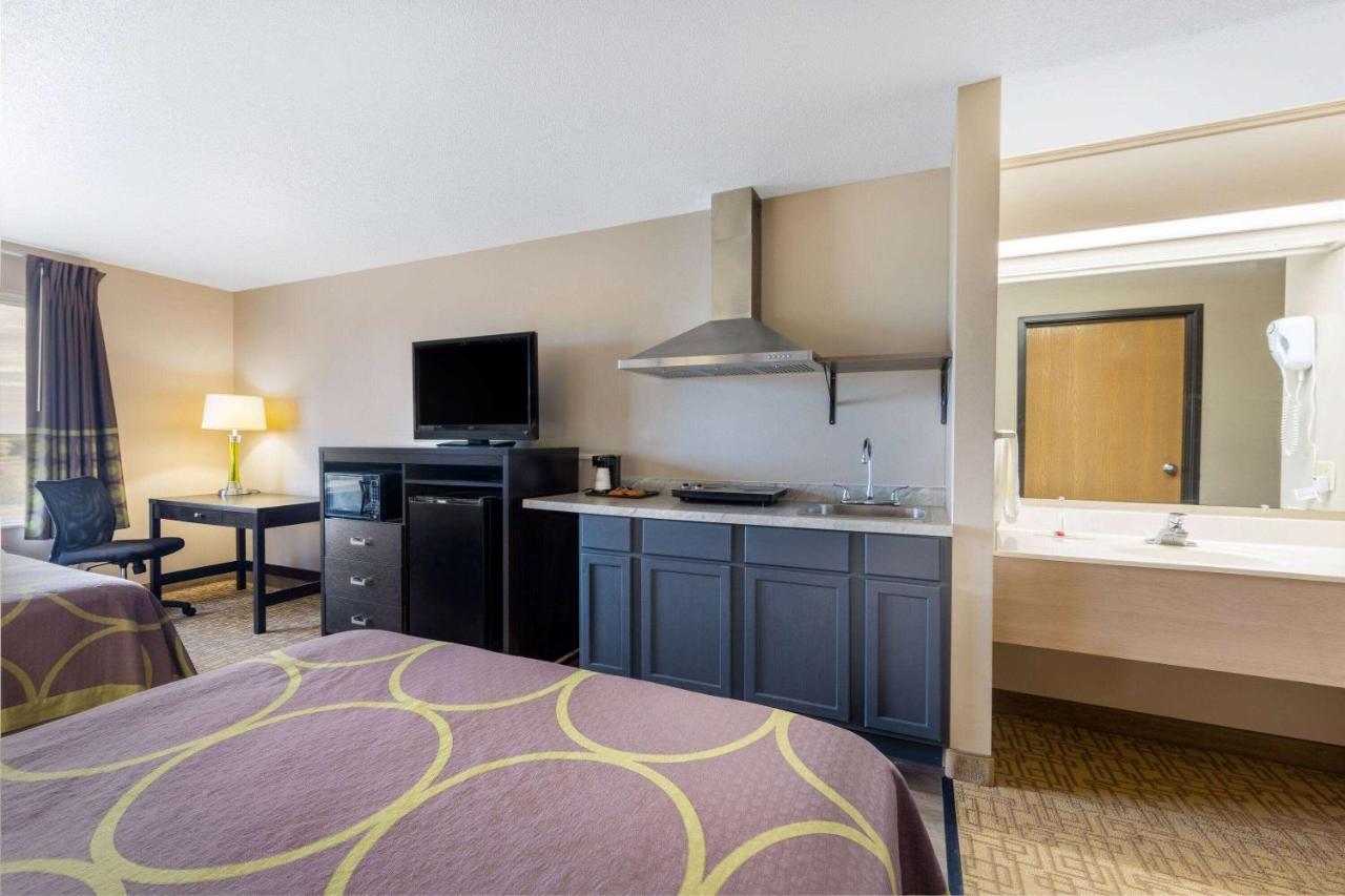 Super 8 By Wyndham Jackson Mn Hotell Exteriör bild
