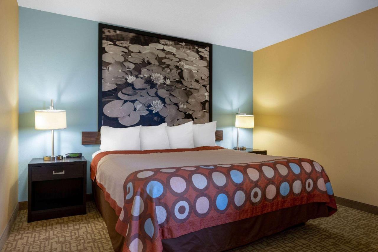 Super 8 By Wyndham Jackson Mn Hotell Exteriör bild