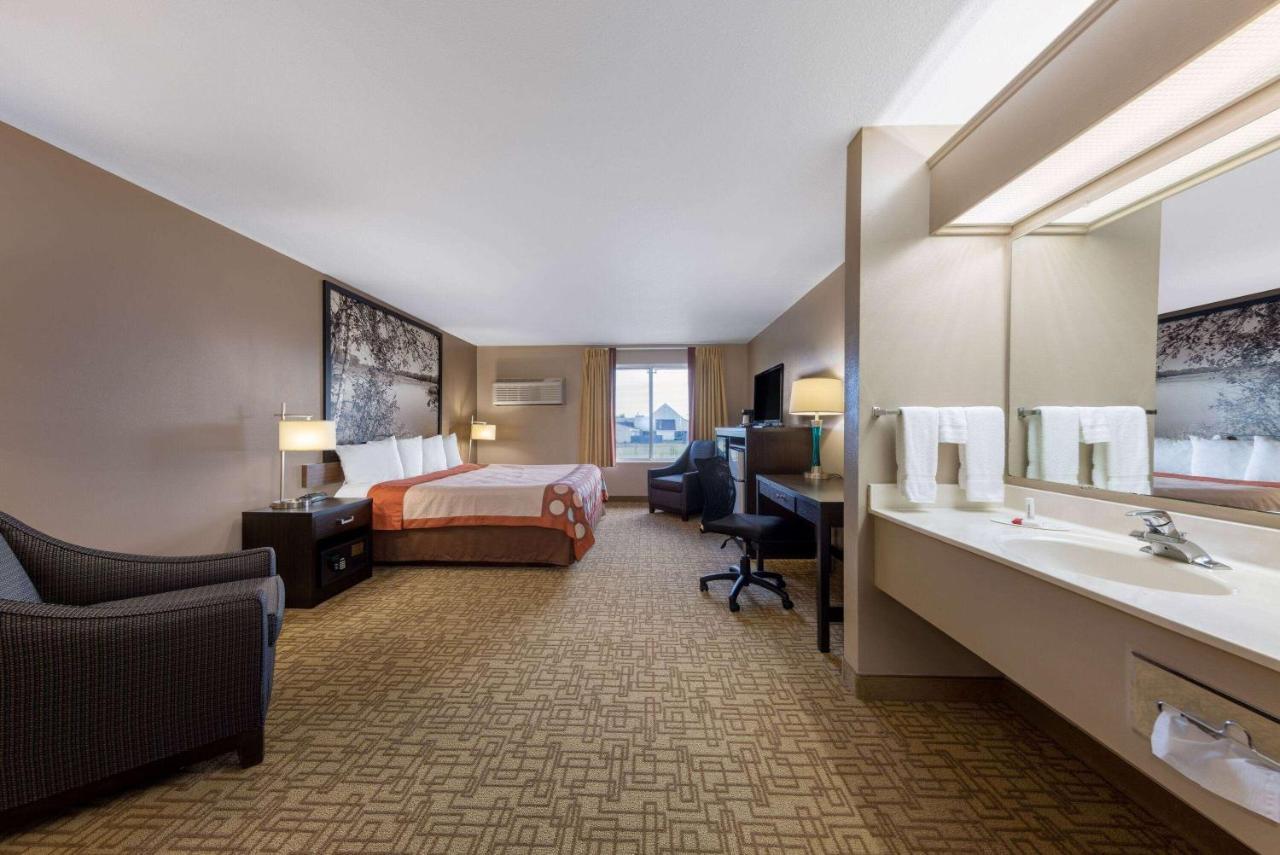 Super 8 By Wyndham Jackson Mn Hotell Exteriör bild